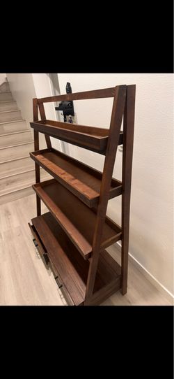 Wood Plant Shelf / Display Stand