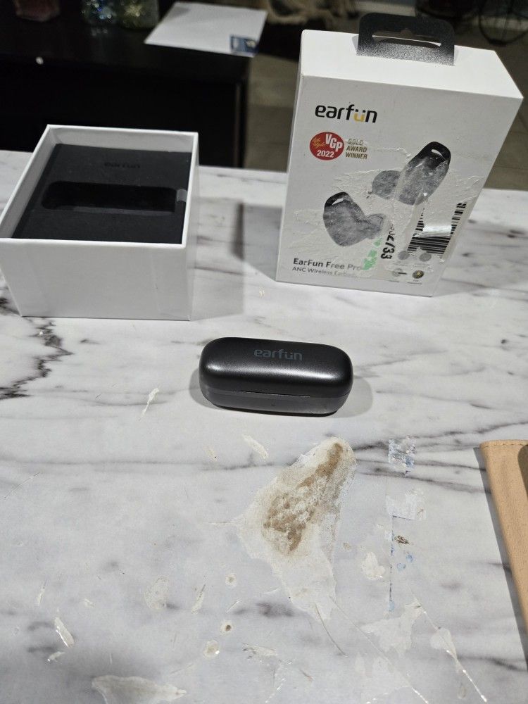 ANC Wireless Earbuds 