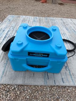 Air Scrubber: Polyethylene, Particulate Filtration, 1,400 sq ft Max Coverage Area, Front,