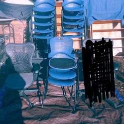 $1400Herman Miller Office Seating Lot - 14 Chairs (Mirra & Caper)