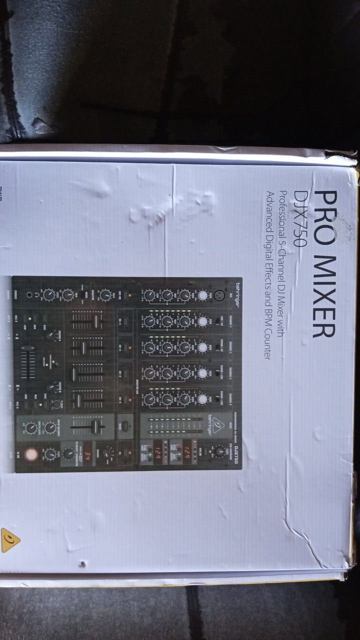 Professional 5-channel DJ Mixer--new In Box