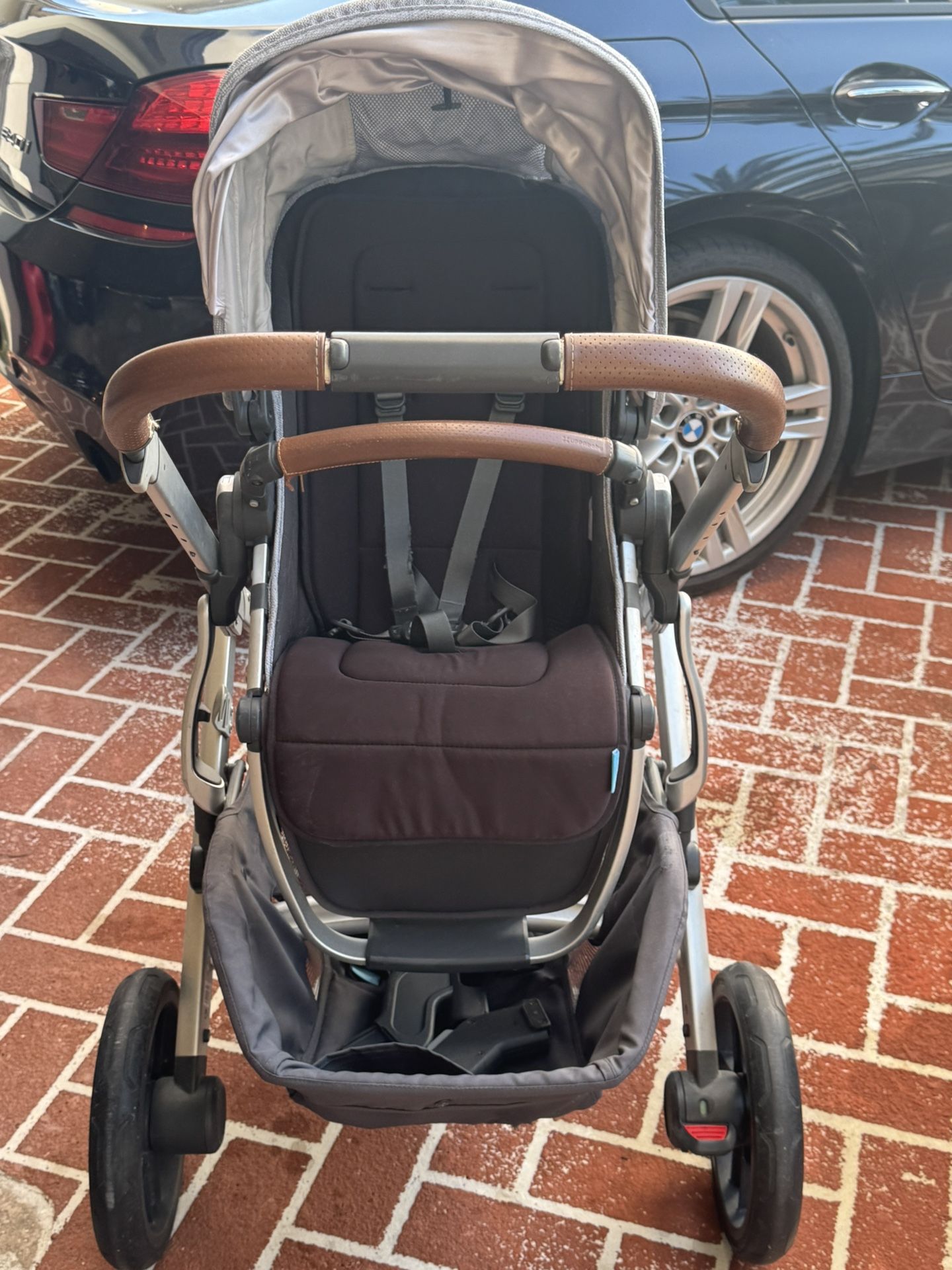 UPPABABY Double Stroller With Bassinet