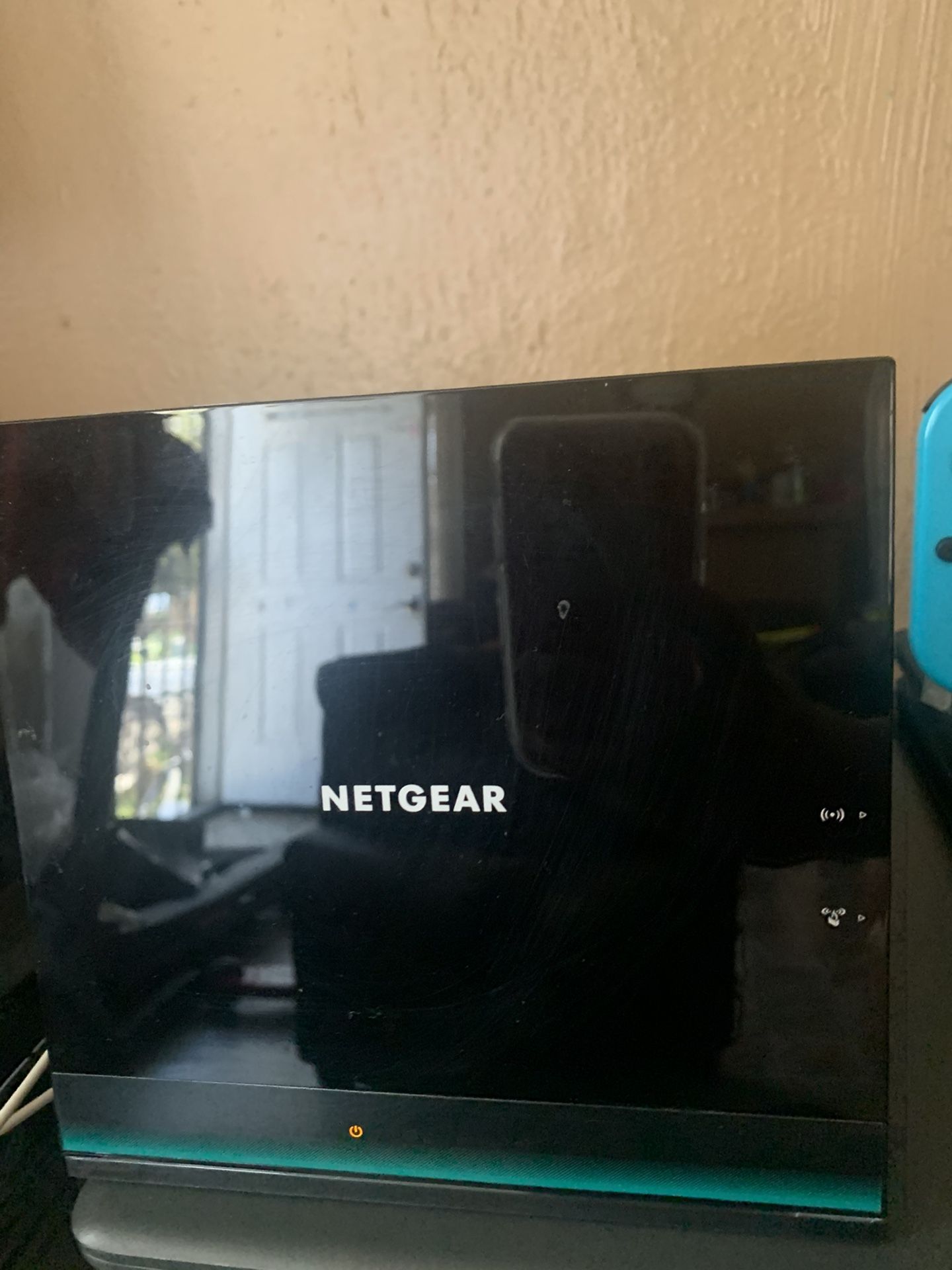 NERTGEAR -R6100 wifi router Model -R6100