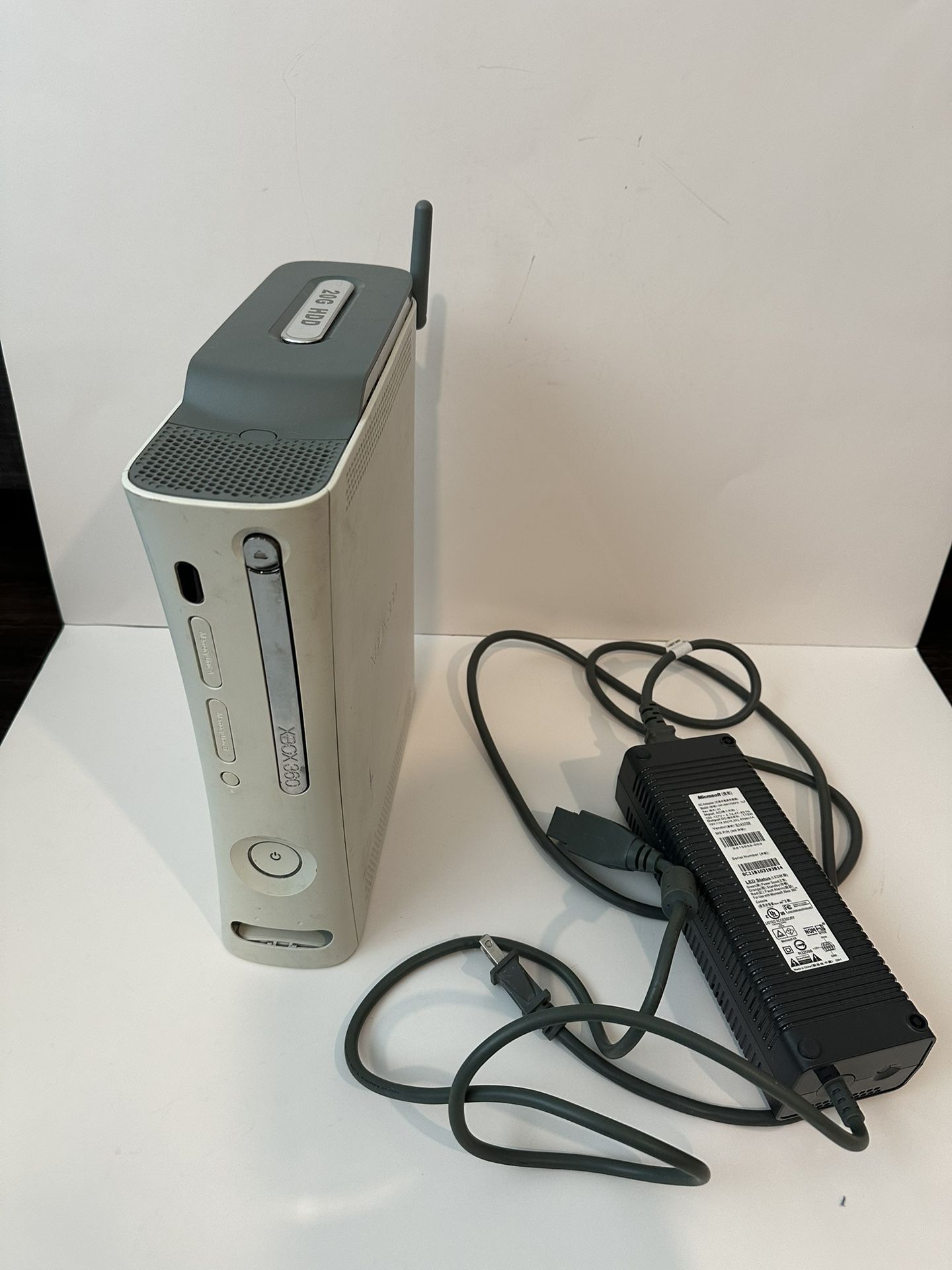 Xbox 360 no controller AS IS