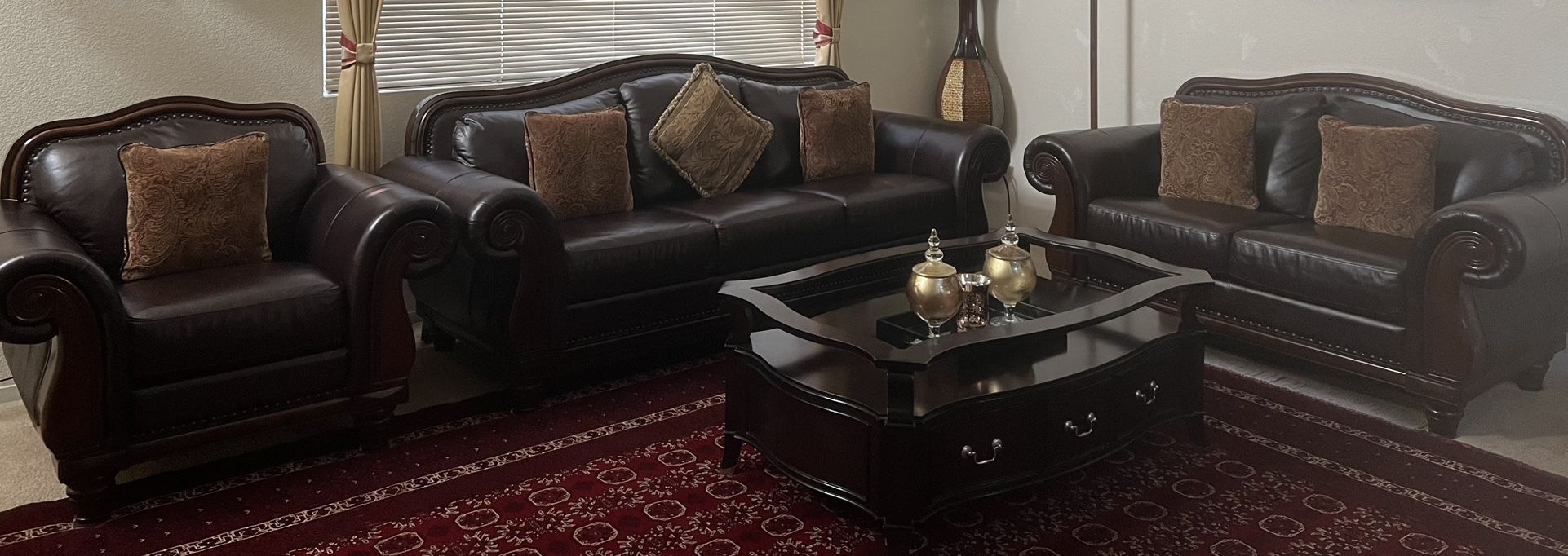 Leather 3 Set with table Couch
