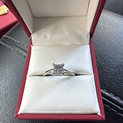 Woman’s Diamond Ring