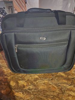 Laptop/roller Bag. Good As Carry On Or For Teachers/Business Profesionals