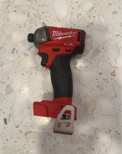 Milwaukee FUEL Cordless Impact Driver Tool Only