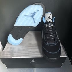 Jordan 5 Black University Blue (2026)