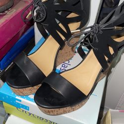 Women Shoe Size 10