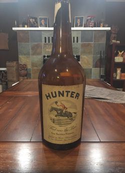 Antique Hunter Whiskey Bottle 1942 Empty