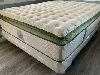 King Organic Elite Superior Hybrid Cool Gel Memory Foamm Pillow Top 14inch Matres!!
