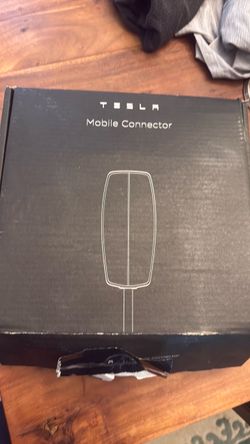 Tesla Mobile Connector