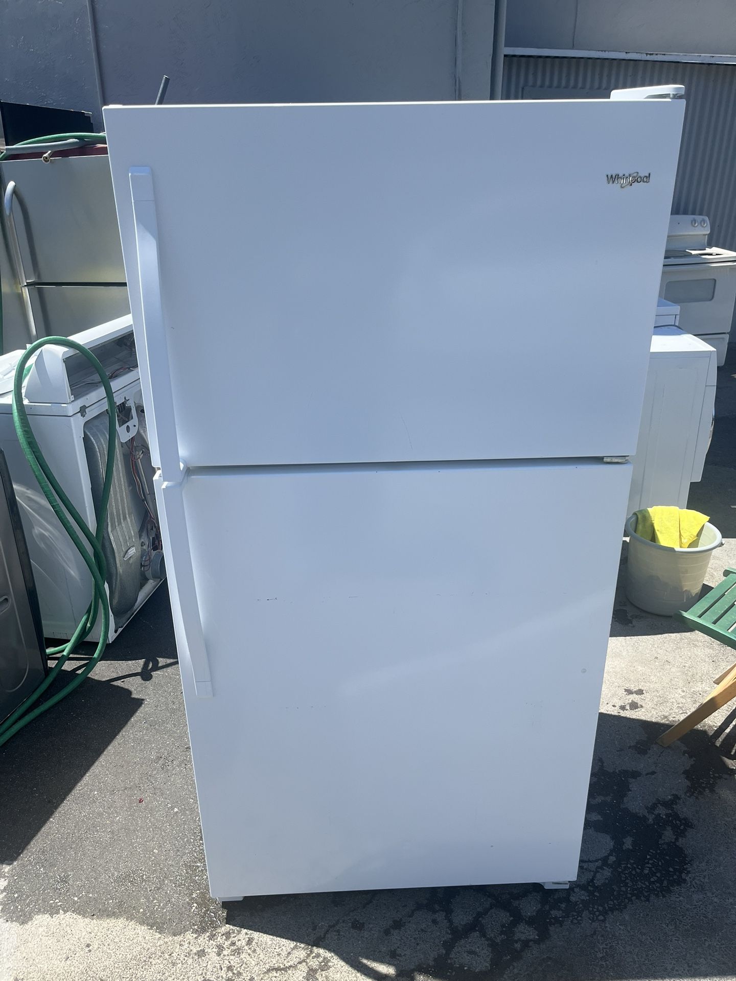 Whirlpool Apartment Sizes Refrigerator Wide 33β