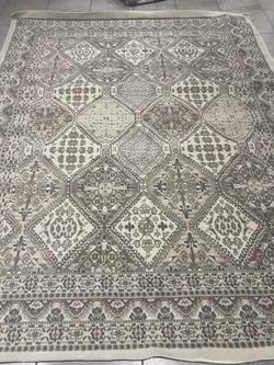 Manor Tiles Pattern 8x10 Area Rug 