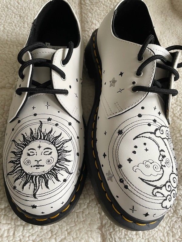 White COSMIC Dr Martens