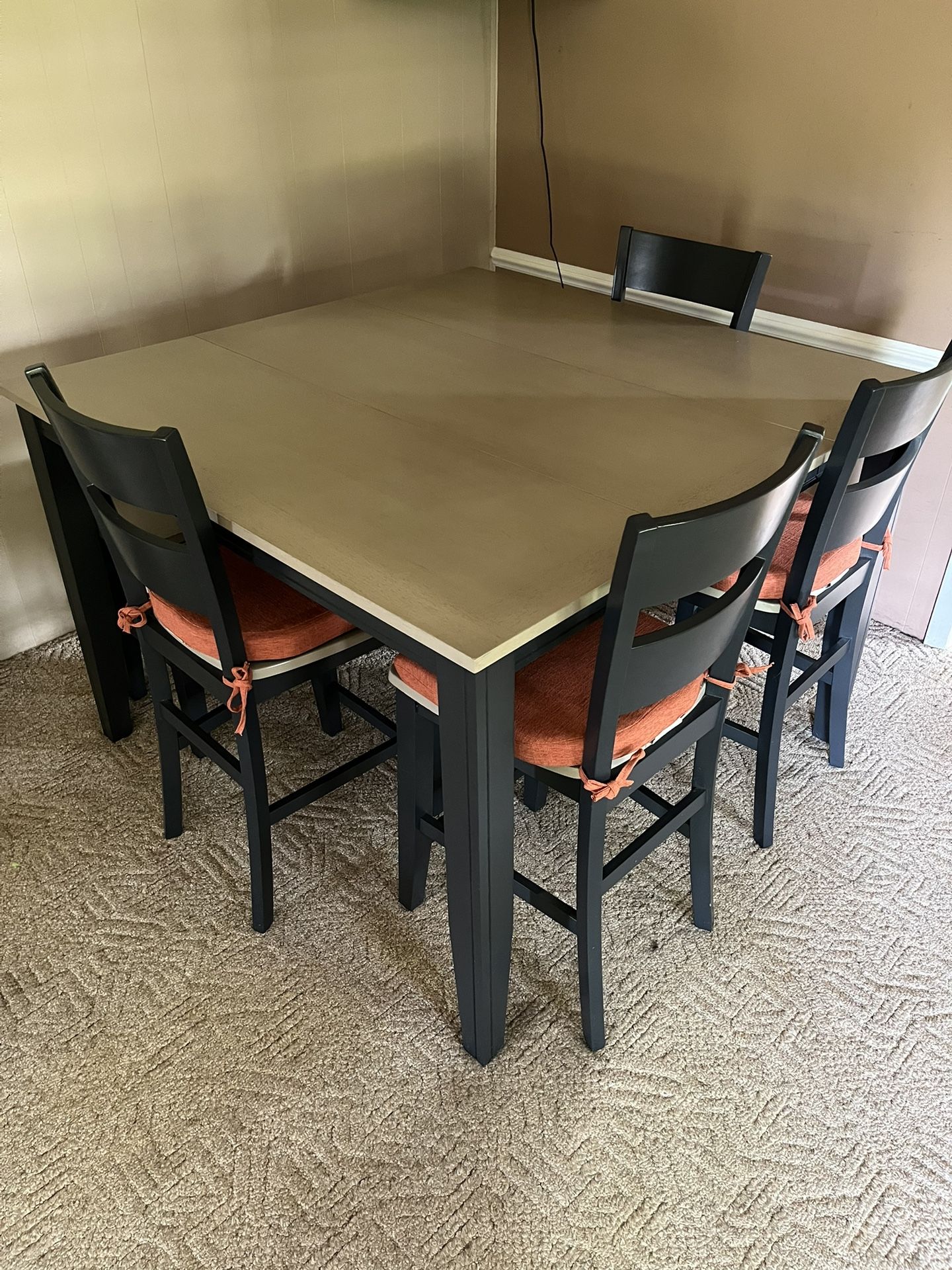 Dining Table Set