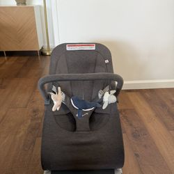 Ergobaby bouncer