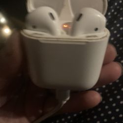 Apple AirPods
