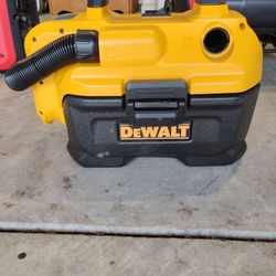 DeWalt 20 Volt Vacuum