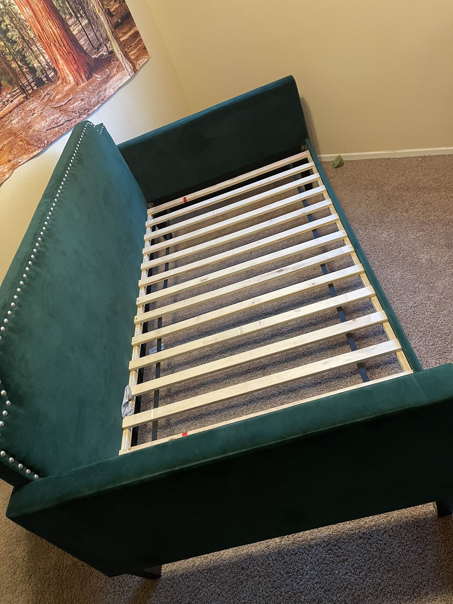 Twin Size Bedfram