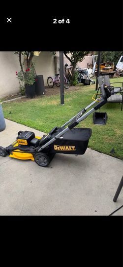 Lawnmower 21” no battery and charger included