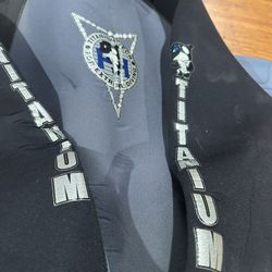 Titanium deep dive wetsuit two XL