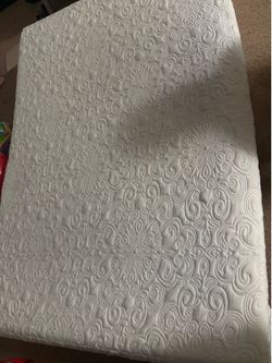 Full size mattress