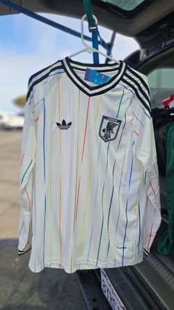 JAPAN AWAY long sleeve birthday cake jersey