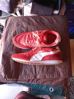 Puma Tennis Shoes