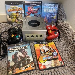 Nintendo Game Cube Bundle 