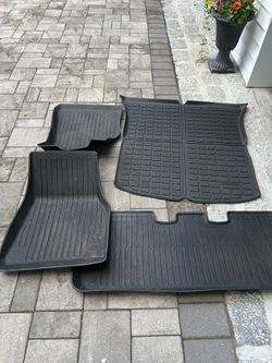 Tesla Model Y mats 2024