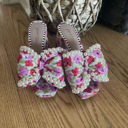 Brand New Women Betsy Johnson Macie Beaded Bow Platform Sandal
