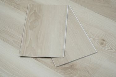 20MIL Waterproof Vinyl Flooring – COTTONWOOD