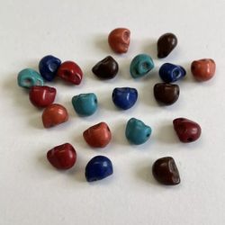 Skull beads miniature Himalayan dyed stones coral lapis memento mori
