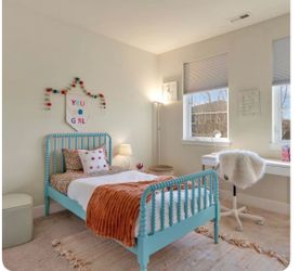 Jenny Lind  Spindle Kids Twin Bed