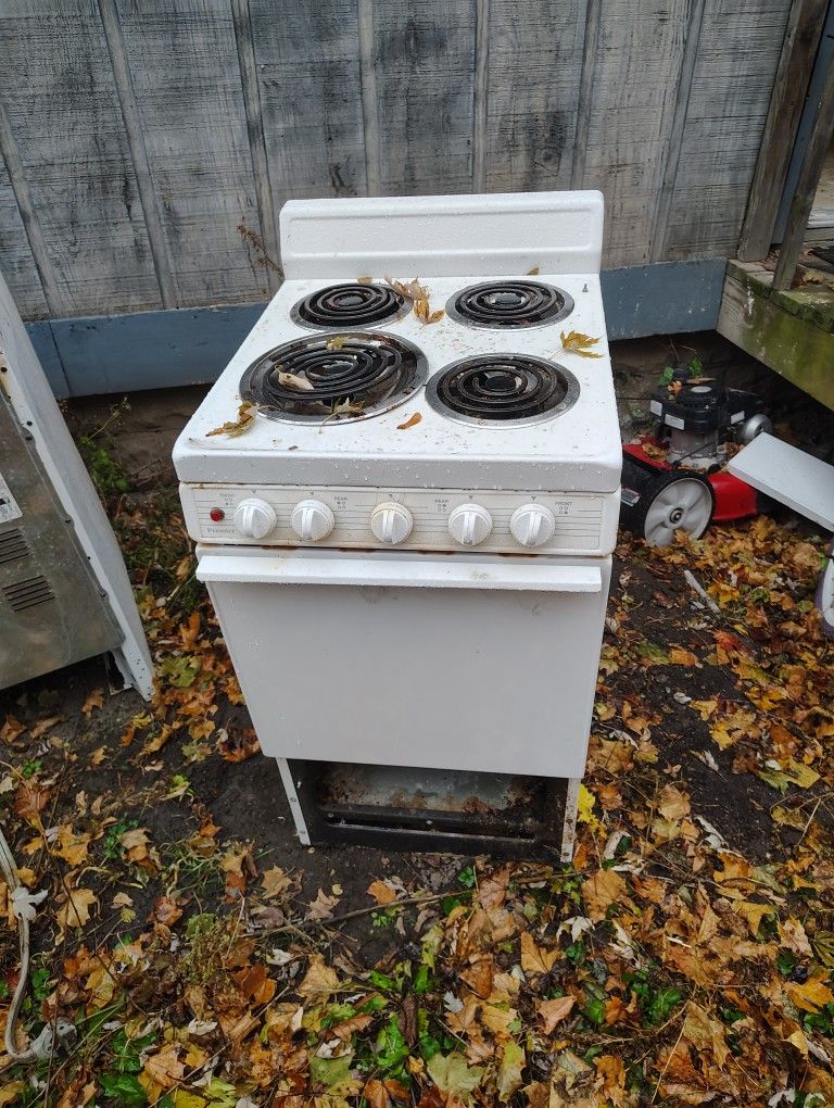 Apartment Size Stove 