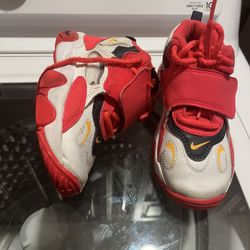 Tenis Para Niños Size 11 $45 Cada Uno