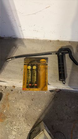 Grease Gun with Sta-Lube Moly-Graph Cartridges