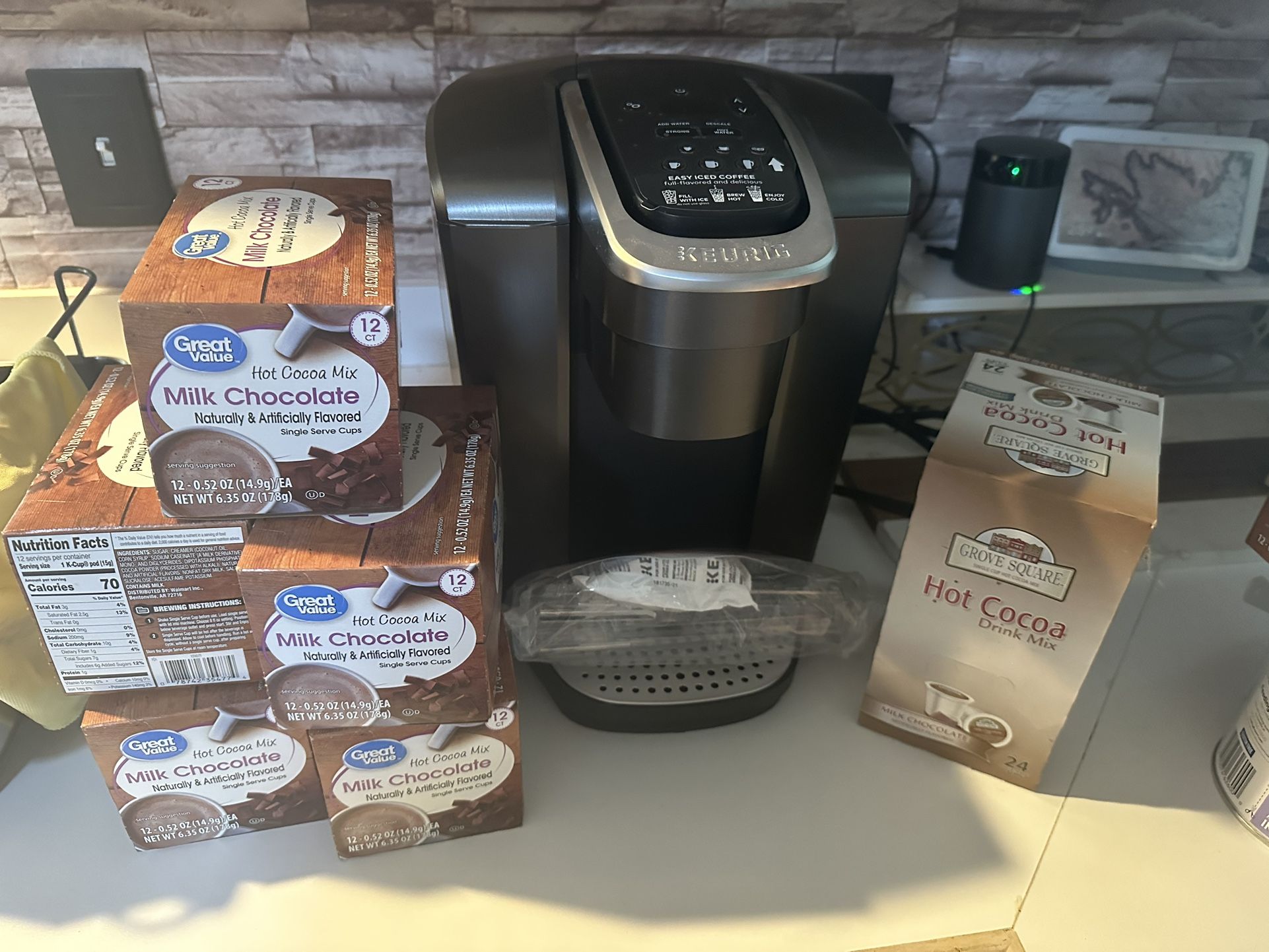 Keurig Elite NEVER USED