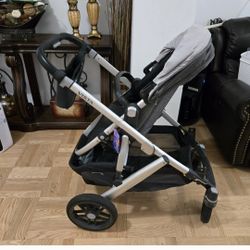 Selling UPPAbaby Vista V2 Stroller – Gently Used