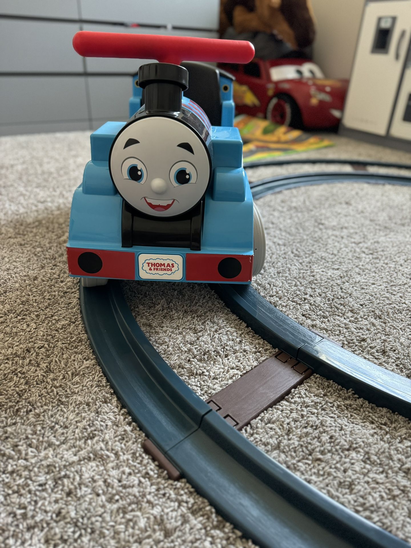power wheels thomas the train with track ride-on