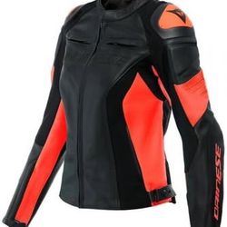 Dainese Racing 4 Lady Leather Jacket Black/Fluo-Red (Size 38)