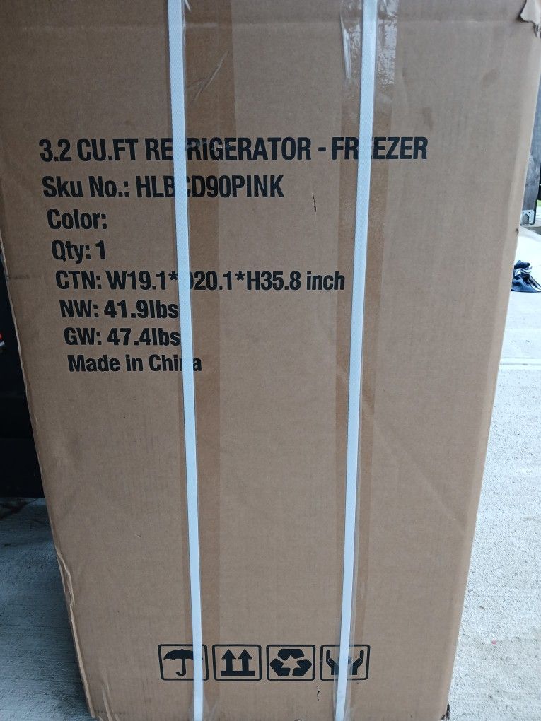 Mini Fridge With Freezer