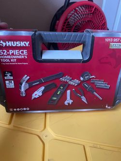 Husky 52 pieces