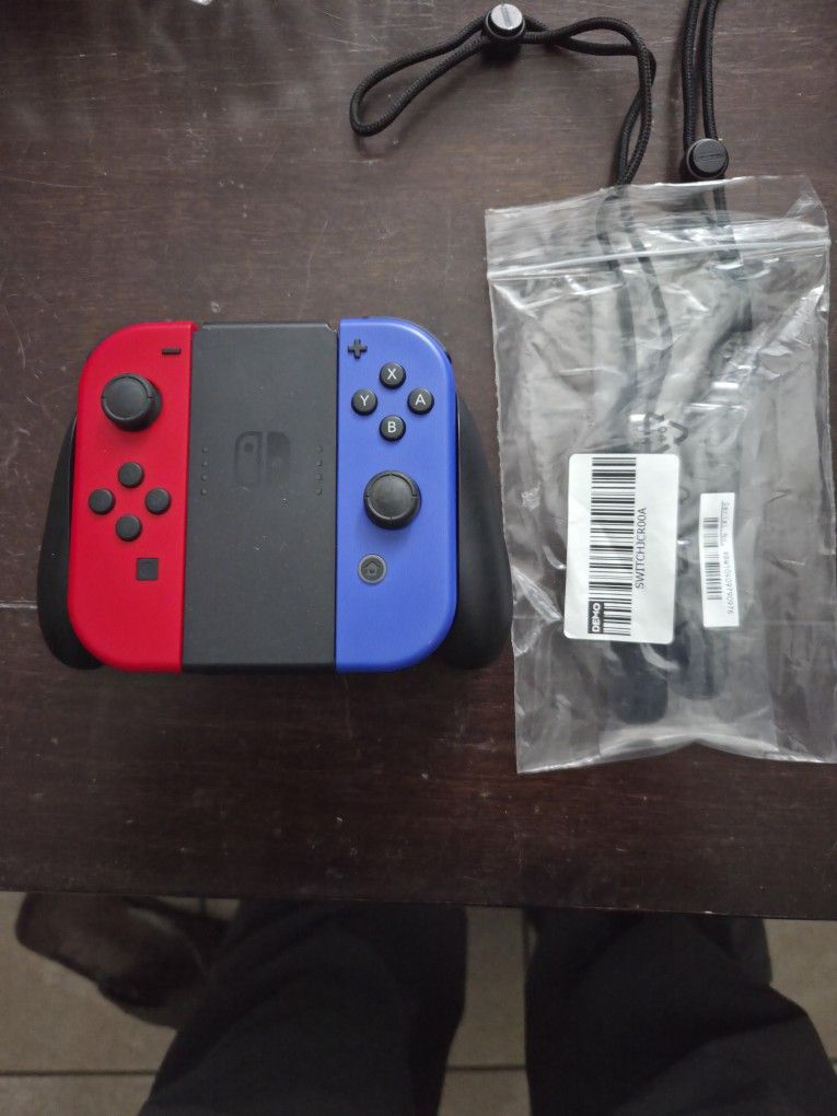Nintendo Switch Joycons With straps & Controller Grip