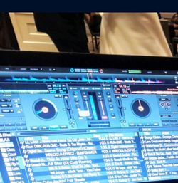 DJ+ Karaoke