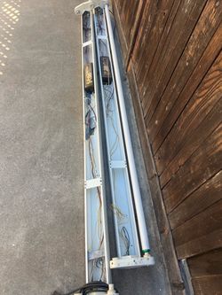 FREE 8’ fluorescent lights  fixtures