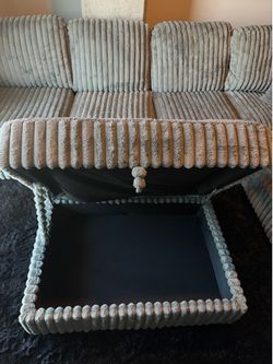 Grey Sectional Sofa w/ Ottoman Trunk