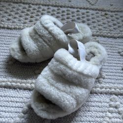 LOW PRICE MOVING- $169 + TAX RETAIL UGG FUZZY SHOES